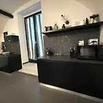 House Vetriera Apartment *