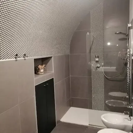 House Vetriera نابولي