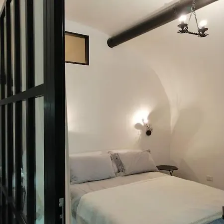 House Vetriera شقة *